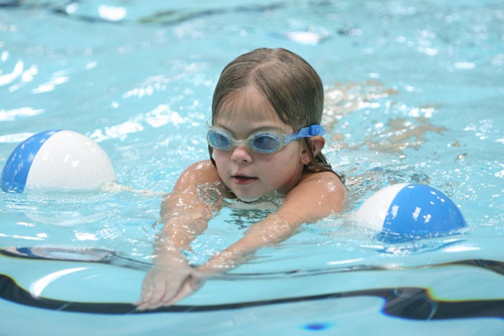 5 điều cần biết trước khi cho trẻ đi bơi