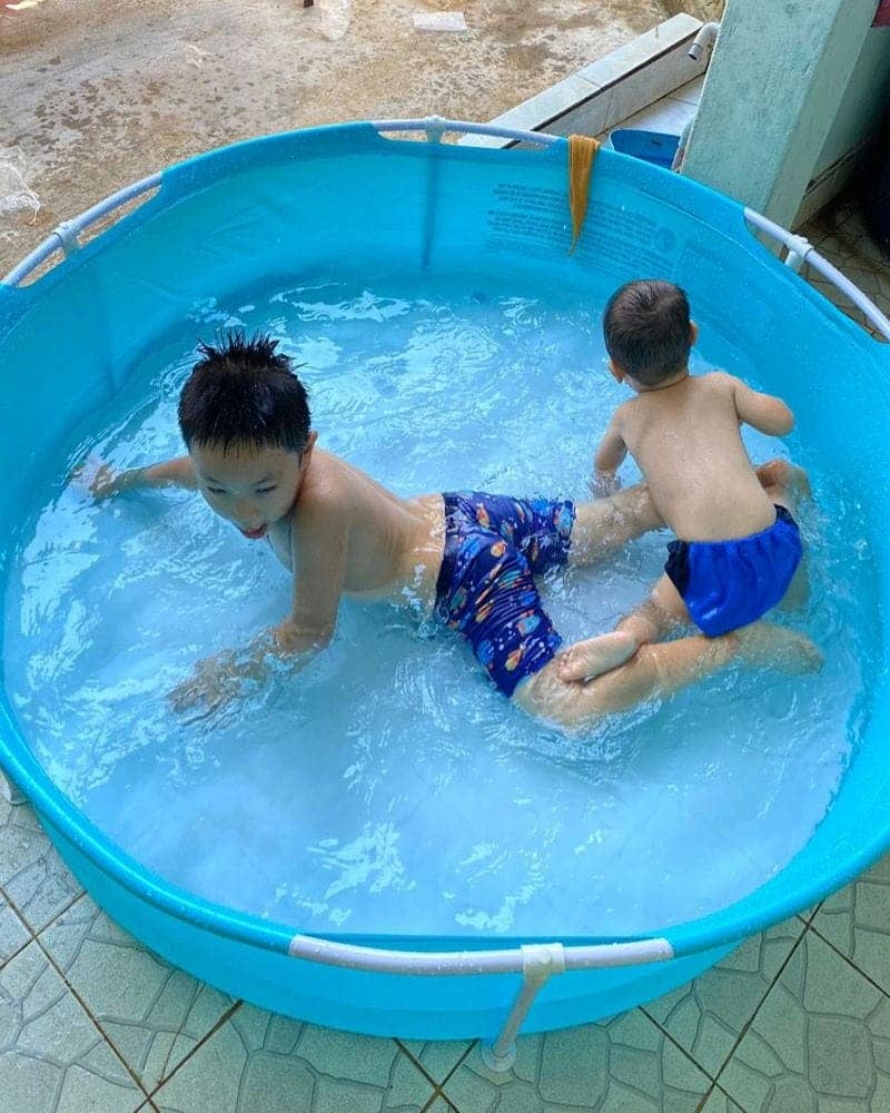 Hồ bơi ngoài trời loại tròn bằng khung kim loại BW56283